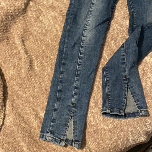 Express Jeans - Picture 5 of 7